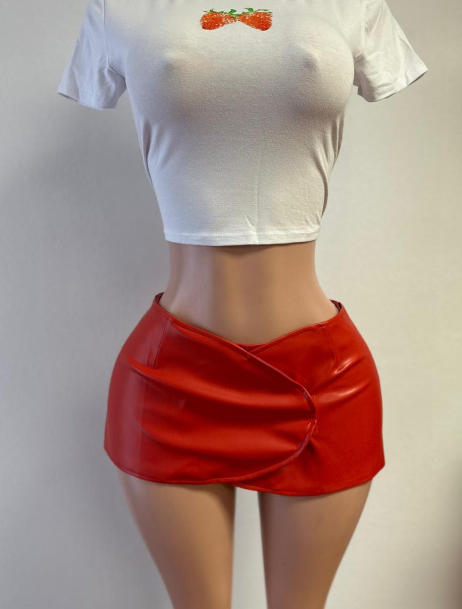 Short Skirt Red leather