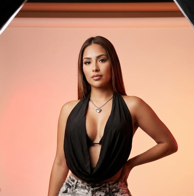 V-Black Top
