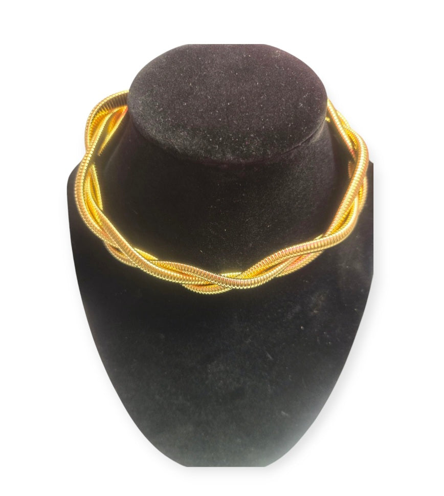 Via Gold necklace
