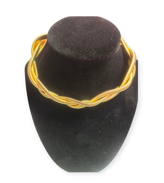 Via Gold necklace