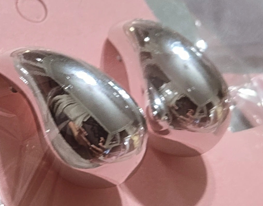 Gota Earrings Silver